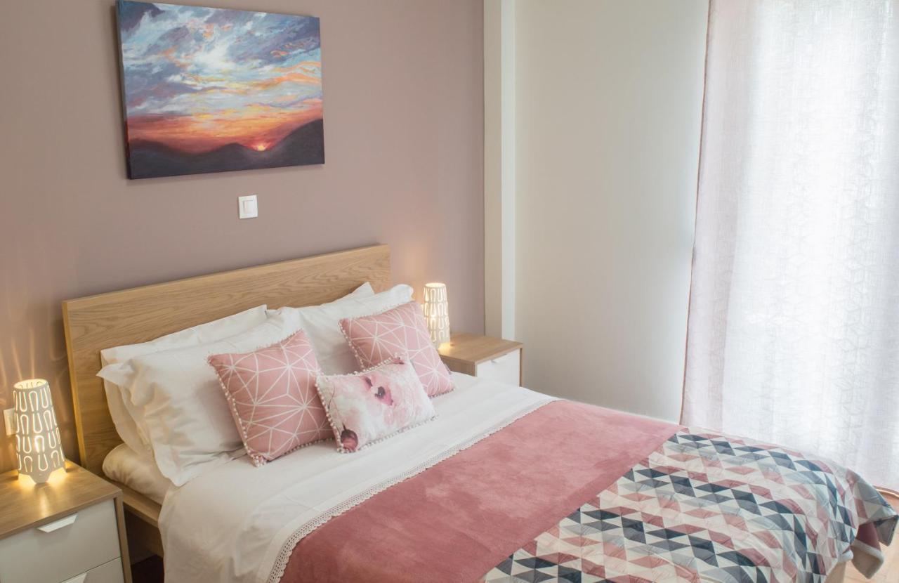 Meros - Athenian Residencies ภายนอก รูปภาพ