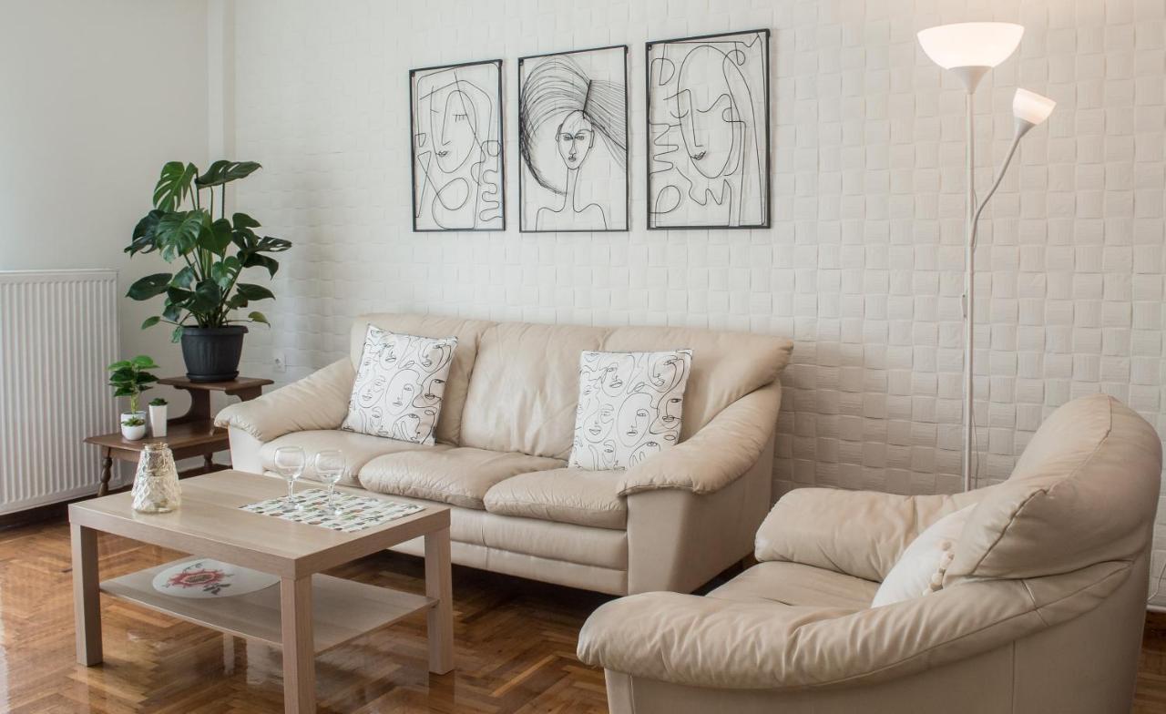 Meros - Athenian Residencies ภายนอก รูปภาพ