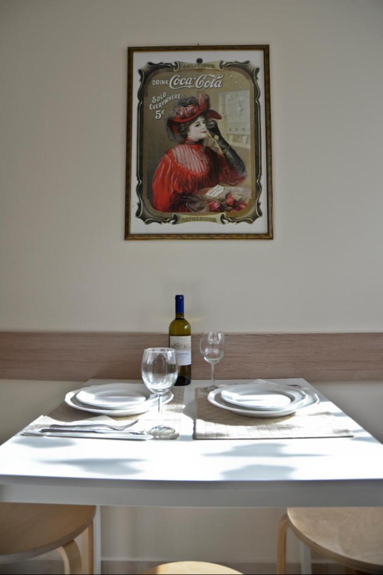 Meros - Athenian Residencies ภายนอก รูปภาพ